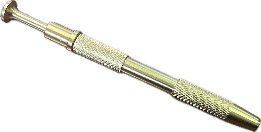 DEFENSE PEN SUITABLE FOR CARRYING SMALL THINGS